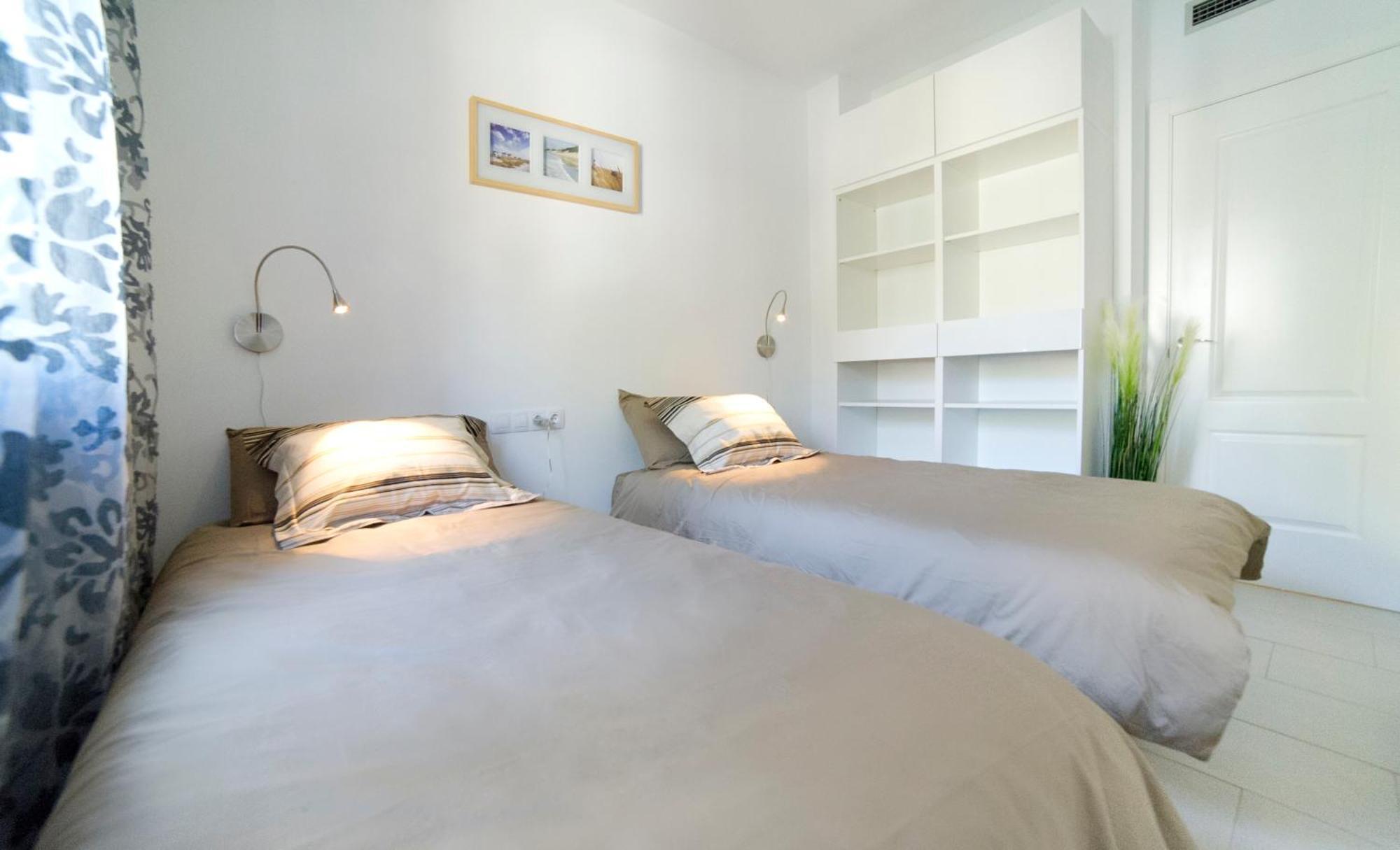Duplex Moderno 3 Hab Parking, Vistas Al Mar Y Terraza Apartment Sitges Ngoại thất bức ảnh