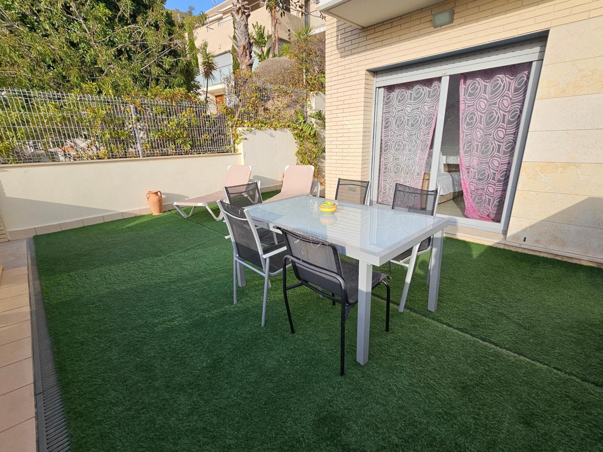 Duplex Moderno 3 Hab Parking, Vistas Al Mar Y Terraza Apartment Sitges Ngoại thất bức ảnh